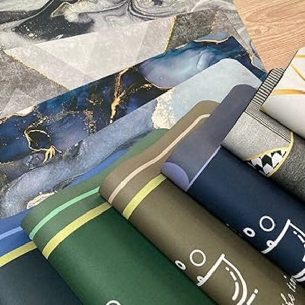 Tapete Sintético 38x58 cm Antiderrapante  Estampas Variadas