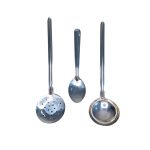 1-713 CARTELA ESCUMADEIRA-621; CONCHA-611 E COLHER-600