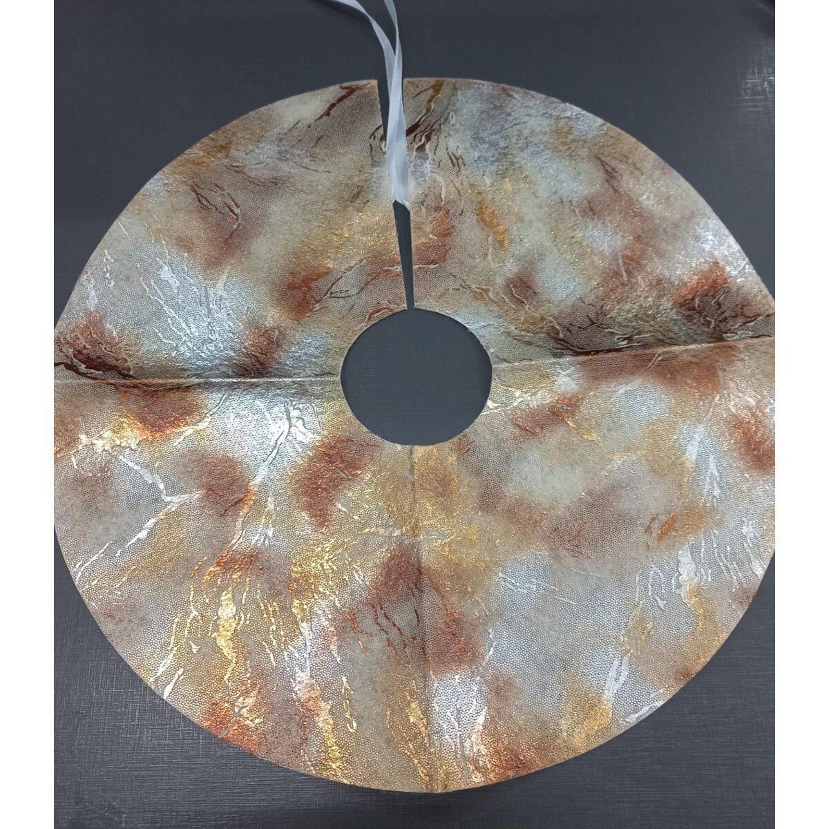 b9572dde4666bf76ffa785227765ea7d.jpg Saia Decorativa para Árvore de Natal em Tecido Metalizado 30 cm - Imagem 1