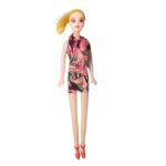 Boneca Barbie Plástico Réplica 26 cm com Vestido e Sapatos - Modelos Sortidos - Imagem 3