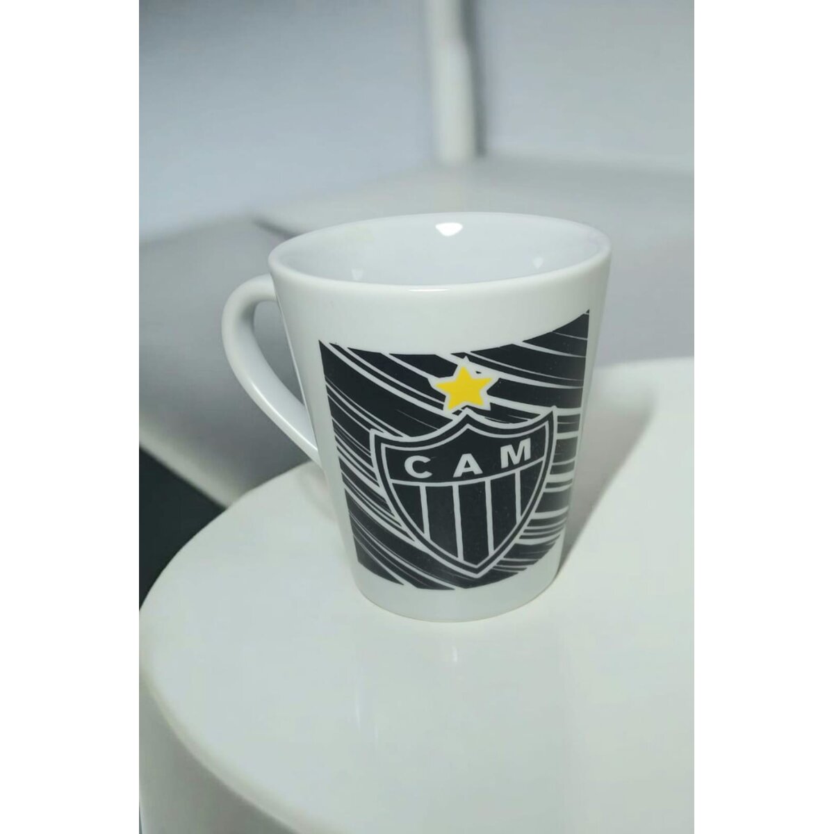 57440eb1bb9f692b828630a49c97bd11.jpg Caneca Tulipa 250ml Imperio Atlético - Imagem 1
